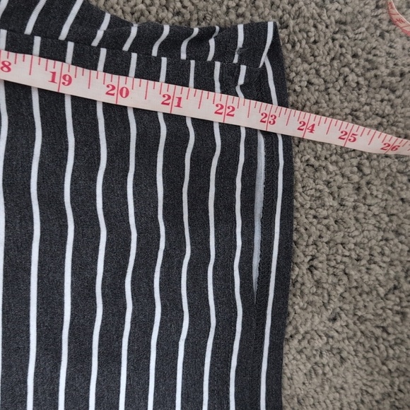 LulaRoe DREAM Pajama Pants Gray White Stripes 3X Excellent Condition - Picture 8 of 10